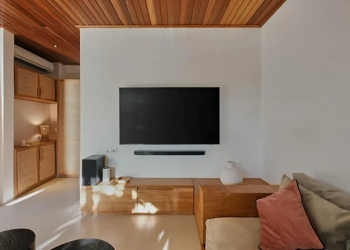 Bali Manis By The Bali Agent - 4br With Private Pool, Perfect For Families & Groups *