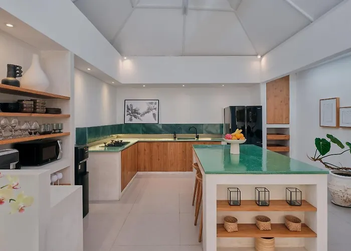 Bali Manis By The Bali Agent - 4br With Private Pool, Perfect For Families & Groups * Семиньяк