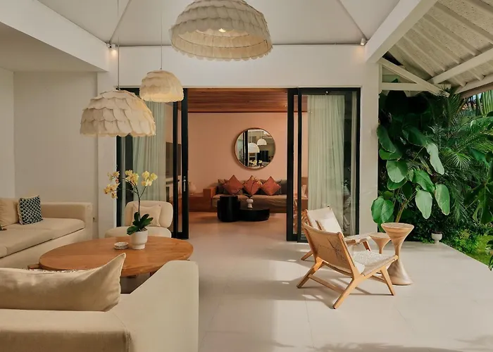 Bali Manis By The Bali Agent - 4br With Private Pool, Perfect For Families & Groups